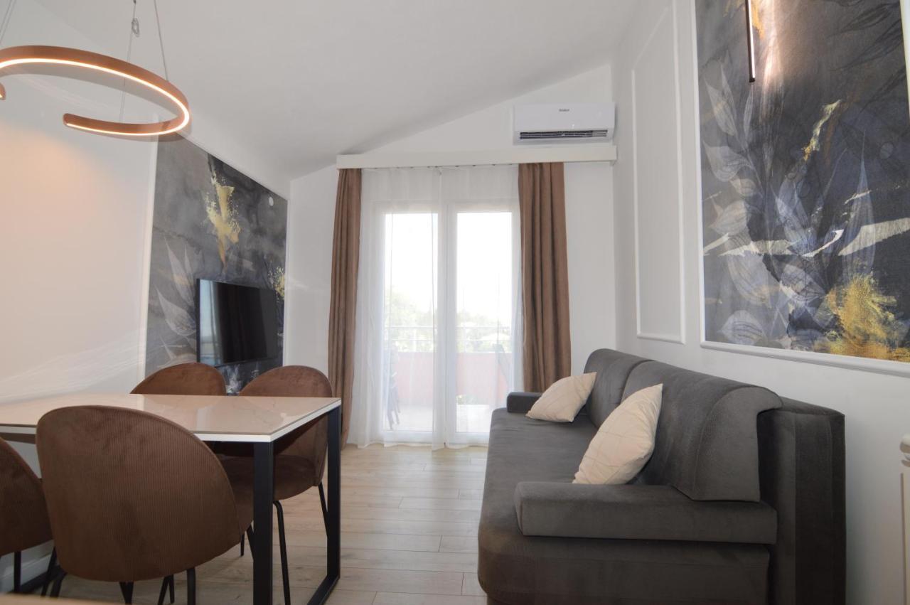 Apartments Amari Starigrad Paklenica Exterior foto