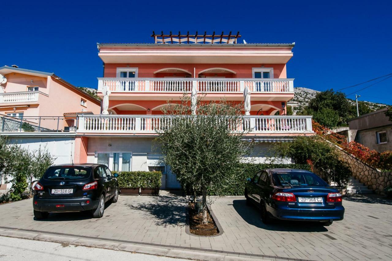 Apartments Amari Starigrad Paklenica Exterior foto
